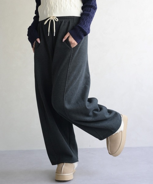 31 Sons de mode（トランテアン　ソン　ドゥ　モード）の「カットイージーパンツ（その他パンツ・レディース・ライトグレー・ﾌﾘ-）」の3枚目の写真