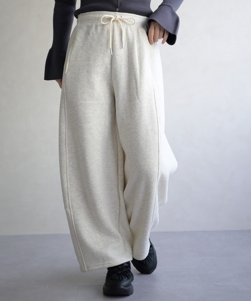 31 Sons de mode（トランテアン　ソン　ドゥ　モード）の「カットイージーパンツ（その他パンツ・レディース・ライトグレー・ﾌﾘ-）」の8枚目の写真