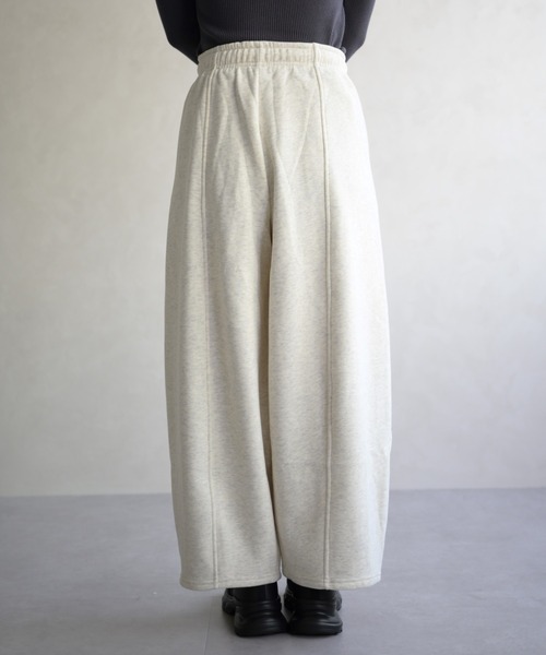 31 Sons de mode（トランテアン　ソン　ドゥ　モード）の「カットイージーパンツ（その他パンツ・レディース・ライトグレー・ﾌﾘ-）」の12枚目の写真