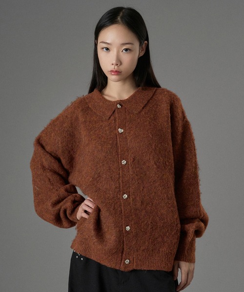 ONCILY（オンシェリー）の「SILVER BUTTON SHAGGY KNIT POLO CARDIGAN / シルバーボタンシャギーニットポロカーディガン（カーディガン/ボレロ・メンズ・チャコールグレー/ブルー/ブラウン/オレンジ・SMALL/MEDIUM/LARGE）」の4枚目の写真