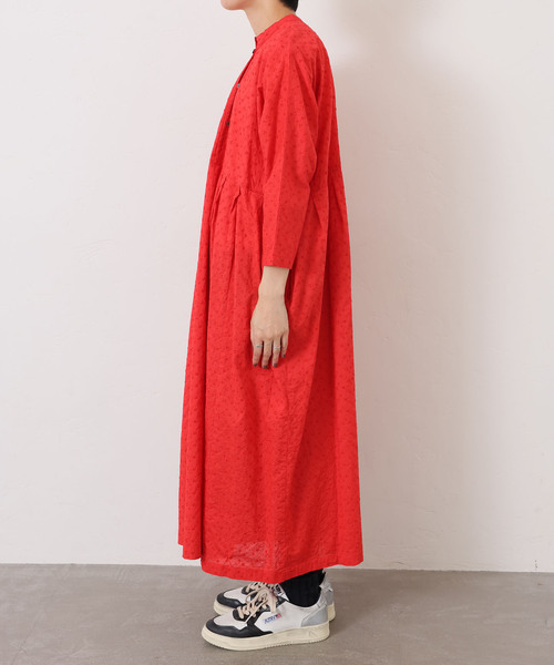 JOURNAL STANDARD LUXE（ジャーナルスタンダード　ラックス）の「ローンレース ampleプルワンピース（ワンピース・レディース・レッド/ブラック・FREE）」の13枚目の写真