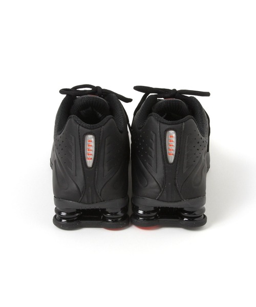 NIKE(ナイキ)の「【HEREIAM】NIKE(ナイキ)/W Shox R4(スニーカー・メンズ・ブラック/シルバー・26.0cm/27.0cm/28.0cm)」の12枚目の写真