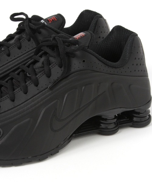 NIKE(ナイキ)の「【HEREIAM】NIKE(ナイキ)/W Shox R4(スニーカー・メンズ・ブラック/シルバー・26.0cm/27.0cm/28.0cm)」の16枚目の写真