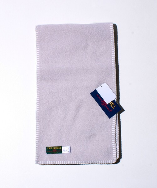 TWEED MILL（ツイードミル）の「【GLOSTER別注】【TWEEDMILL】ブランケットステッチフリーススカーフ（マフラー・メンズ・グリーン系その他/ライトグレー/レッド/チャコールグレー/ブラック/アイボリー・FREE）」の16枚目の写真