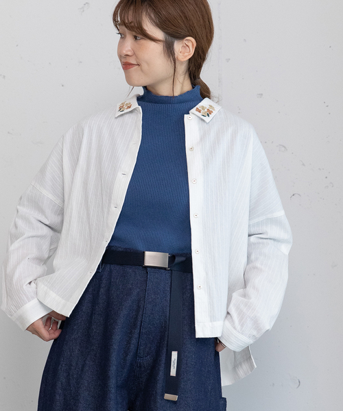 POU DOU DOU(プードゥドゥ)の「衿先フラワー刺繍ブラウス(シャツ/ブラウス・レディース・レッド/ネイビー/オフホワイト・M)」の14枚目の写真