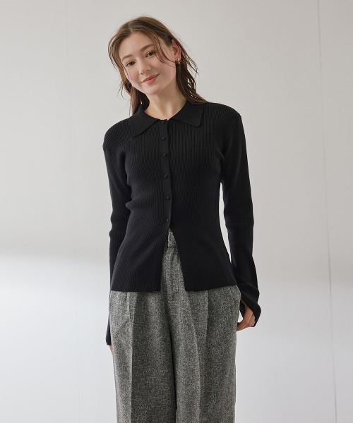 QUEENS COURT（クイーンズコート）の「クルミボタンポロニットカーディガン≪手洗い可能≫（カーディガン/ボレロ・レディース・オフホワイト/ブラック/ピンク/ダークグレー・M）」の2枚目の写真