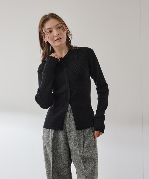 QUEENS COURT（クイーンズコート）の「クルミボタンポロニットカーディガン≪手洗い可能≫（カーディガン/ボレロ・レディース・オフホワイト/ブラック/ピンク/ダークグレー・M）」の9枚目の写真