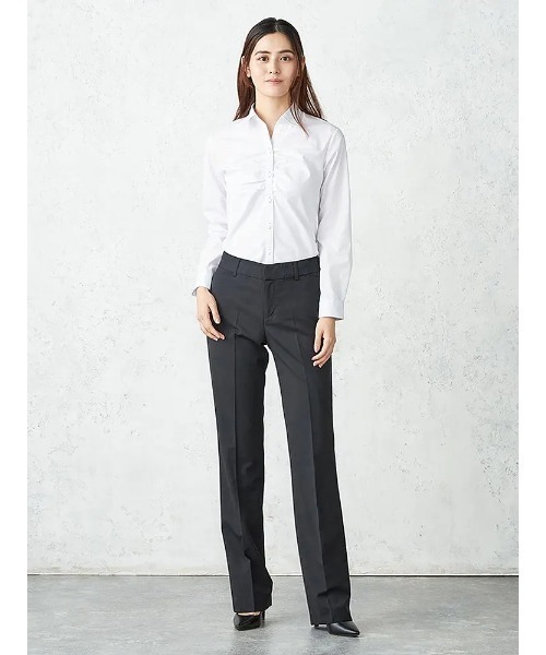 Perfect Suit FActory（パーフェクトスーツファクトリー）の「シルク混リクルート　ギャバセットアップ　セミフレアーパンツ（スラックス・レディース・ブラック・11号）」の3枚目の写真