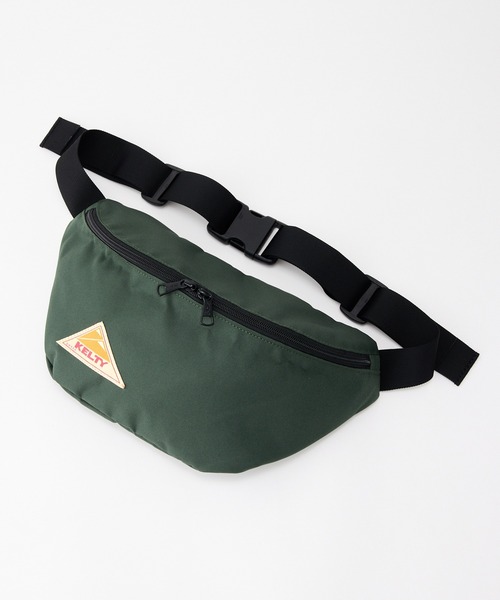 KELTY(ケルティ)の「フェスにライブに!【KELTY】ES SLIM FANNY 軽量ボディバッグ(ボディバッグ/ウエストポーチ・レディース・レオパード/タン/マスタード/ネイビー/ベージュ/ブラック系/アニマル/スカイブルー/オリーブ/ブラウン系/ホワイト系/セージグリーン/ブラック・ONE SIZE)」の7枚目の写真