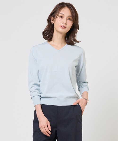 J.PRESS(ジェイプレス)の「【着回し力抜群・オンオフ使える】HIGH GAUGE BASIC Vネック ニット(ニット/セーター・レディース・アイボリー系/スカイブルー系/ピンク系/イエロー系/ネイビー系・T15/T13)」の1枚目の写真