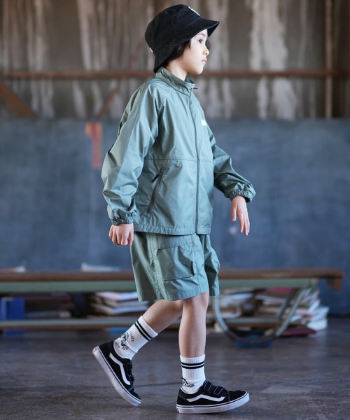 THE NORTH FACE(ザノースフェイス)の「THE NORTH FACE ザ・ノース・フェイス ワイドシルエット ジャケット NPJ22602(その他アウター・キッズ・ブラック/ダークグリーン・130cm/140cm/150cm/160cm)」の15枚目の写真