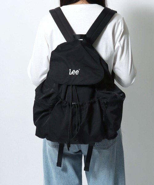 Lee（リー）の「Lee/リー ロゴ ワンポイント刺繍 フラップ ドローコード バックパック/リュックサック/大容量 約17L/レディース メンズ（バックパック/リュック・レディース・ブラック・FREE）」の13枚目の写真