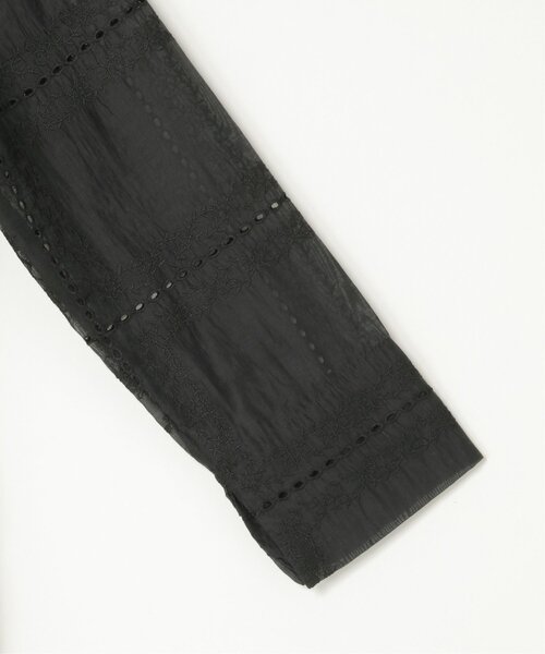 notch.（ノッチ）の「パッチワーク風刺繍シャツ（シャツ/ブラウス・レディース・オフホワイト/ブラック・M）」の7枚目の写真