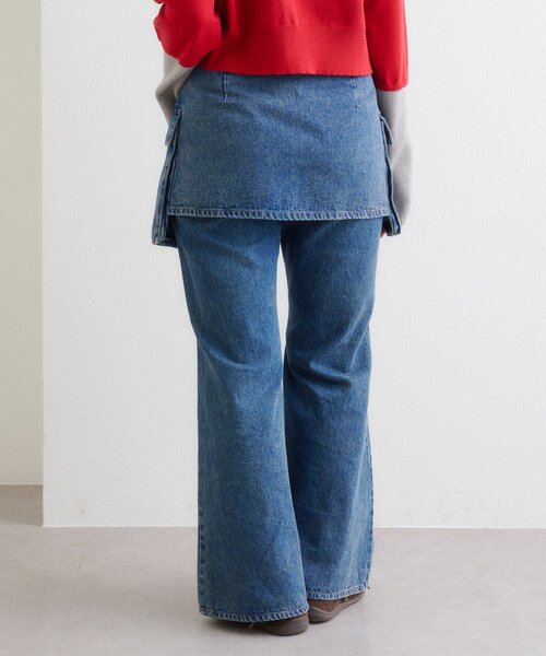 w closet（ダブルクローゼット）の「ポケットベルト付きフレアデニム（デニムパンツ・レディース・ブルー/ブラック/インディゴブルー・SMALL/MEDIUM）」の13枚目の写真