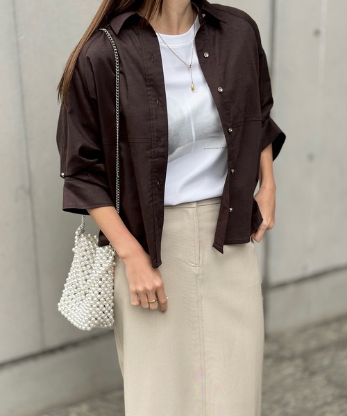 Emma Taylor(エマテイラー)の「シアーリネンバックフレアシャツ(シャツ/ブラウス・レディース・ホワイト/ブラウン/ベージュ・FREE)」の9枚目の写真