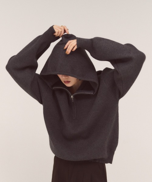 FMiBL（ファミル）の「ハーフジップフードニット（ニット/セーター・レディース・オフホワイト/グレー・FREE）」の13枚目の写真