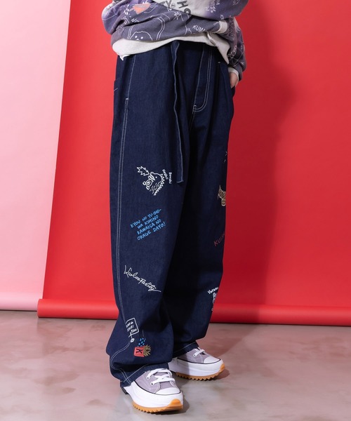 ScoLar Parity（スカラーパリティ）の「361102：らくがき風ワッペンベルト付きパンツ（デニムパンツ・レディース・アイボリー/ブルー・M）」の8枚目の写真