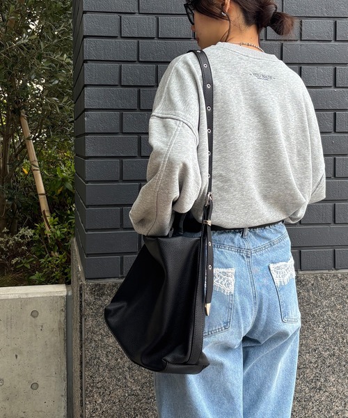ISOOK（アイスー）の「【ISOOK / アイスー】レザーショルダーバッグ / 合皮 ショルダーバッグ 斜め掛け マルチウェイ A4サイズ収納可 大容量 通勤用 通学用 旅行用 マザーズバッグ ZOZOTOWN限定（ショルダーバッグ・レディース・ブラウン/ブラック・FREE）」の20枚目の写真