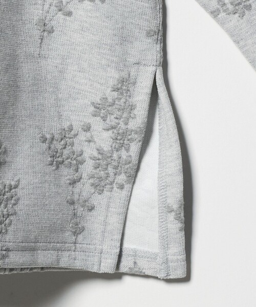 UNITED ARROWS(ユナイテッドアローズ)の「フラワー ジャガード スウェット(スウェット・レディース・ナチュラル/ライトグレー/ホワイト・FREE)」の7枚目の写真