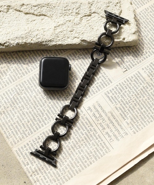 styiro(スタイロ)の「【パチっと外すだけ】Apple Watch Band メタルチェーン / 中折れクラスプ式(デジタル腕時計・レディース・プラチナム/ゴールド/ブラック/シルバー・42mm/38mm)」の16枚目の写真