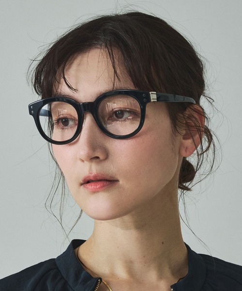 qualite（カリテ）の「【世界が認めた鯖江製】UVカットクリアボストンメガネ（メガネ・レディース・ブラウン/ブラック・フリー）」の2枚目の写真