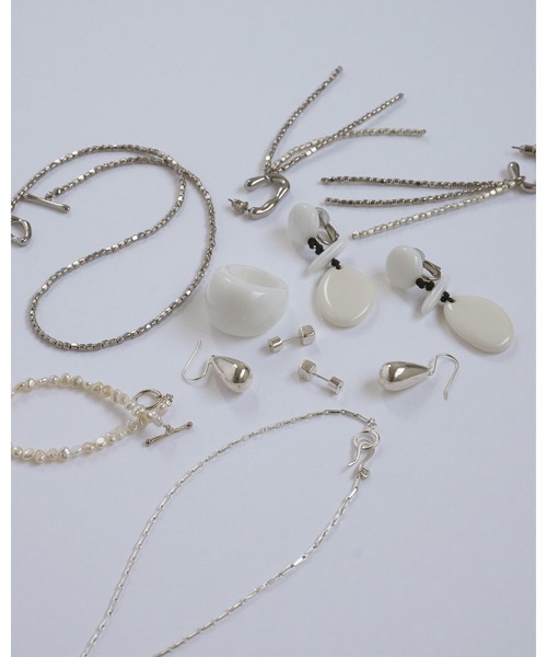 anuke（アンヌーク）の「Cube Mini Pierce（ピアス（両耳用）・レディース・シルバー/ゴールド・FREE）」の10枚目の写真