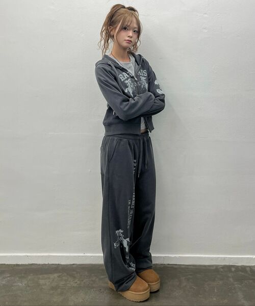 LARTIGENT(ラーティゼン)の「L22 HERITAGE HORSE 90S HOOD ZIP-UP(WHITE)(パーカー・レディース・その他・FREE)」の2枚目の写真