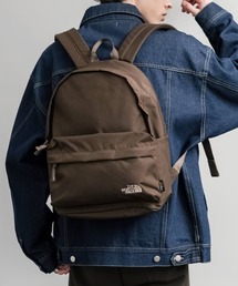 THE NORTH FACE（ザノースフェイス）の「THE NORTH FACE ザ・ノースフェイス TNF DAY PACK M デイパック/ナイロンリュック（バックパック/リュック）」