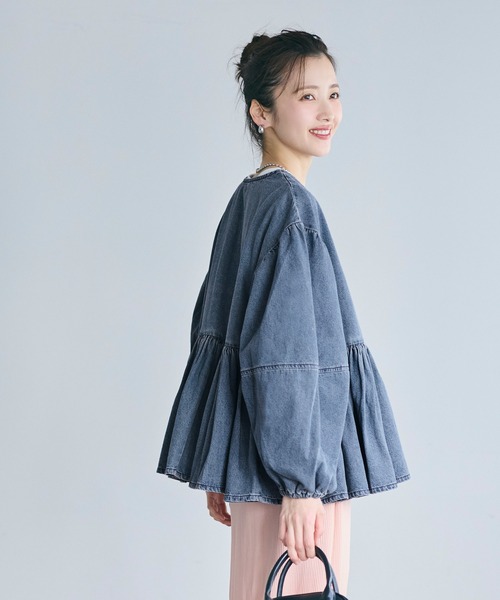 coca(coca)(コカ)の「【WEB限定セール】デニムギャザーアウター(デニムジャケット・レディース・ホワイト/ブルー・M/L)」の17枚目の写真