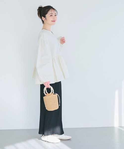 coca(coca)(コカ)の「【WEB限定セール】デニムギャザーアウター(デニムジャケット・レディース・ホワイト/ブルー・M/L)」の4枚目の写真