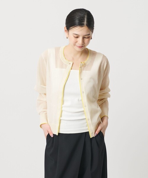 BEAUTY&YOUTH UNITED ARROWS(ビューティーアンドユースユナイテッドアローズ)の「ライン クルーネック カーディガン ウォッシャブル(カーディガン/ボレロ・レディース・ベージュ/オフホワイト/ブラック・FREE)」の5枚目の写真