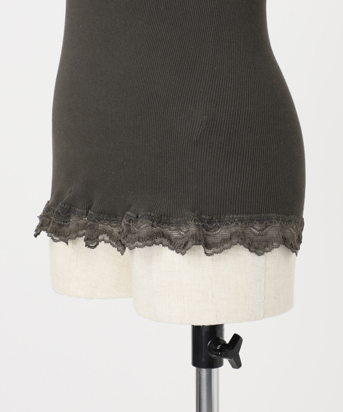 JOURNAL STANDARD relume(ジャーナルスタンダード レリューム)の「スーピマコットンストレッチレースキャミソール(タンクトップ・レディース・ブラック系その他/ホワイト/ブラウン・FREE)」の9枚目の写真