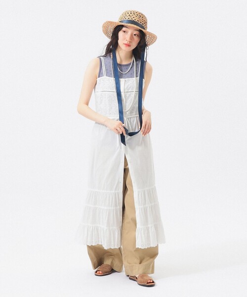 BEAMS BOY（ビームスボーイ）の「カットワーク キャミワンピース（ワンピース・レディース・ブラック/オフホワイト・2/1）」の4枚目の写真