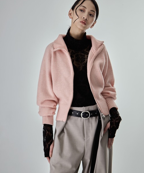 STUDIOUS（ステュディオス）の「【STUDIOUS/ステュディオス】Stretch Flocky Lace Top/ストレッチレーストップ（シャツ/ブラウス・レディース・ライトベージュ/ブラック/ラベンダー・FREE）」の9枚目の写真