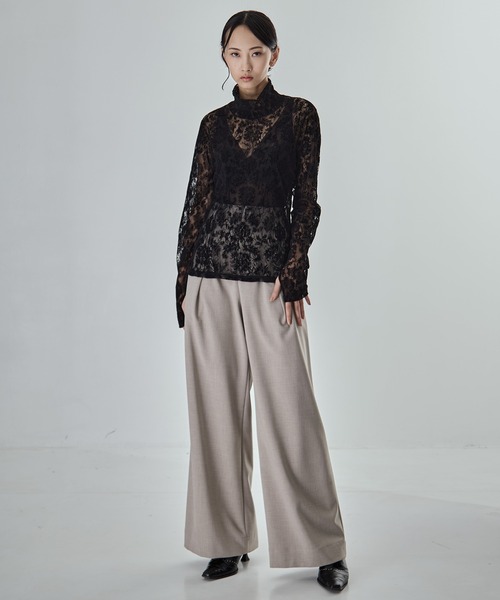 STUDIOUS（ステュディオス）の「【STUDIOUS/ステュディオス】Stretch Flocky Lace Top/ストレッチレーストップ（シャツ/ブラウス・レディース・ライトベージュ/ブラック/ラベンダー・FREE）」の4枚目の写真