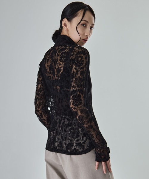 STUDIOUS（ステュディオス）の「【STUDIOUS/ステュディオス】Stretch Flocky Lace Top/ストレッチレーストップ（シャツ/ブラウス・レディース・ライトベージュ/ブラック/ラベンダー・FREE）」の13枚目の写真