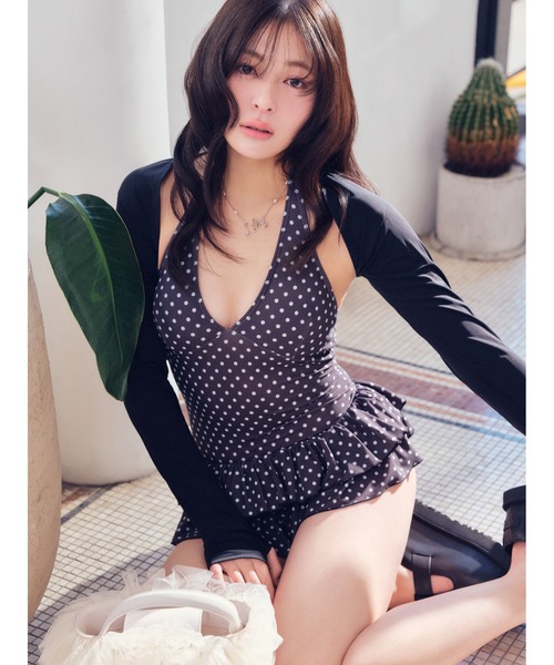 LILY BROWN(リリーブラウン)の「UVカットショートボレロ(Tシャツ/カットソー・レディース・ネイビー/ホワイト/ブラック・F)」の6枚目の写真
