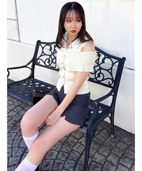 dazzlin(ダズリン)の「ミニスリットコンパクトショートパンツ(その他パンツ・レディース・チャコールグレー/ブラック・MEDIUM/SMALL)」の21枚目の写真