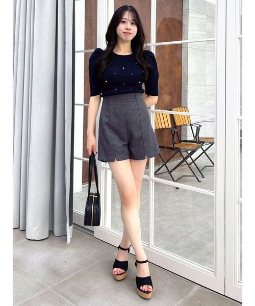 dazzlin(ダズリン)の「ミニスリットコンパクトショートパンツ(その他パンツ・レディース・チャコールグレー/ブラック・MEDIUM/SMALL)」の20枚目の写真