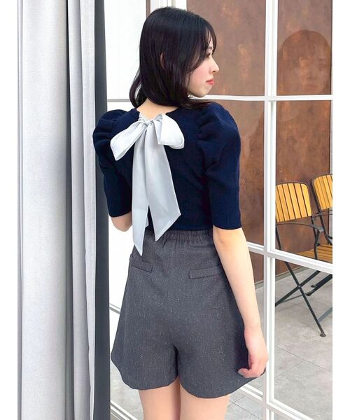 dazzlin(ダズリン)の「ミニスリットコンパクトショートパンツ(その他パンツ・レディース・チャコールグレー/ブラック・MEDIUM/SMALL)」の9枚目の写真