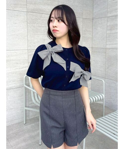 dazzlin(ダズリン)の「ミニスリットコンパクトショートパンツ(その他パンツ・レディース・チャコールグレー/ブラック・MEDIUM/SMALL)」の11枚目の写真