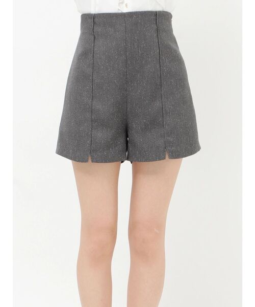 dazzlin(ダズリン)の「ミニスリットコンパクトショートパンツ(その他パンツ・レディース・チャコールグレー/ブラック・MEDIUM/SMALL)」の12枚目の写真