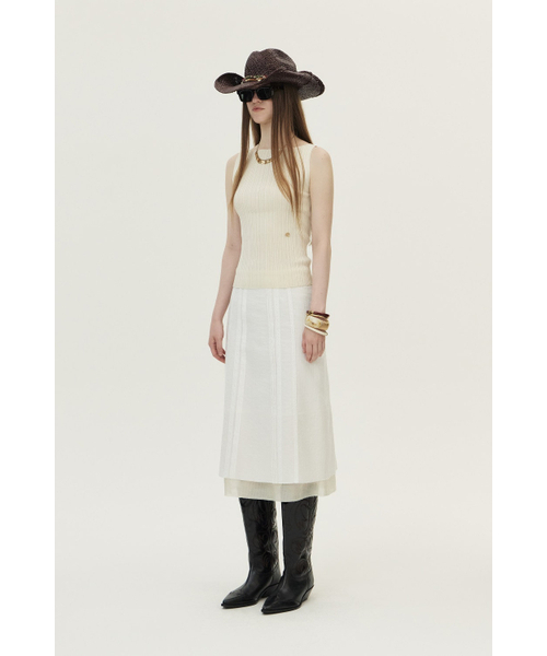 KUME(クメ)の「Ribbed Pleated Sleeveless Sweater, Ivory(Tシャツ/カットソー・レディース・その他・SMALL/MEDIUM/LARGE)」の4枚目の写真