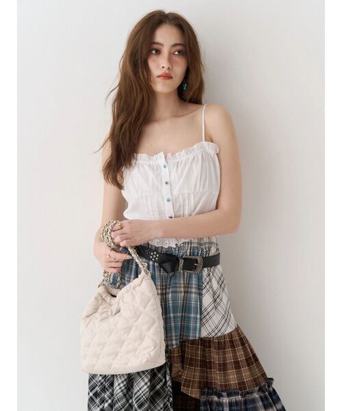 EVRIS（エヴリス）の「【500mlペットボトル収納可】フェイクスウェードキルティングショルダーBAG（ショルダーバッグ・レディース・キャメル/ホワイト/ブルー・FREE）」の13枚目の写真