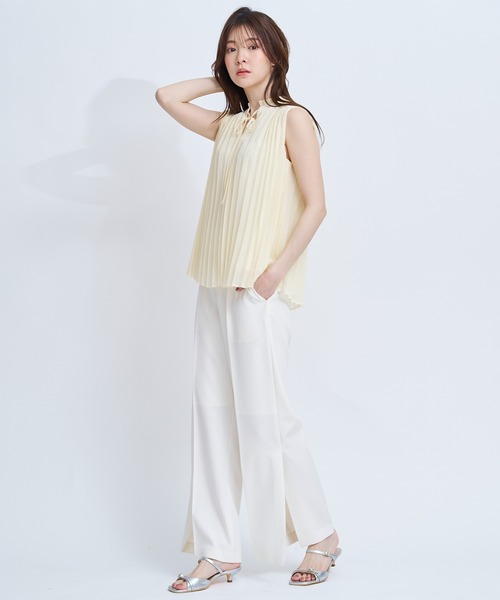 NOELA(ノエラ)の「ノースリプリーツブラウス(シャツ/ブラウス・レディース・ブラック/オフホワイト/イエロー・フリー)」の21枚目の写真
