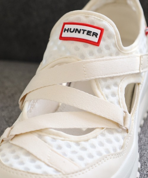 HUNTER(ハンター)の「HUNTER レディース トラベル フロー メリー ジェーン トレーナー(サンダル・レディース・ブラック/カーキ/オフホワイト・25cm/23cm/24cm)」の15枚目の写真