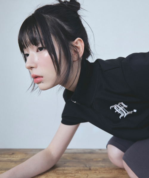 LMCの「WM GOTHIC FOOTBALL SHORT SLV ZIP-UP black(Tシャツ/カットソー・レディース・その他・SMALL/MEDIUM)」の4枚目の写真