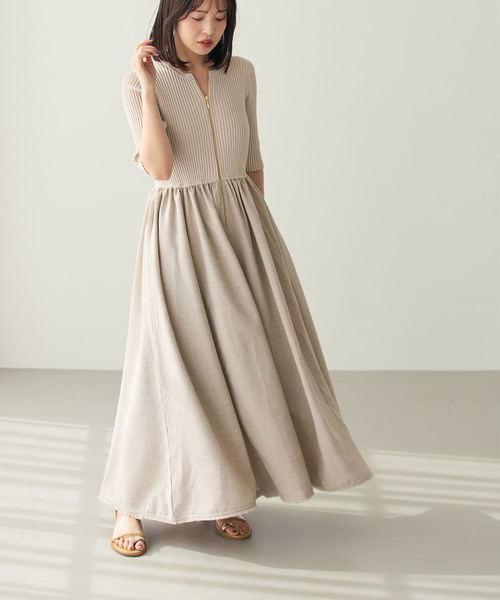 Noble（ノーブル）の「《追加・新色》フロントジップドッキングワンピース（ワンピース・レディース・チャコールグレー/キャメル/ベージュ・36/38）」の18枚目の写真