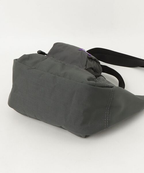 THE NORTH FACE PURPLE LABEL（ザ ノースフェイス パープルレーベル）の「【THE NORTH FACE Purple Label】CORDURA Nylon Shoulder Tote Bag（ショルダーバッグ・メンズ・ブラック/グレー・FREE）」の12枚目の写真