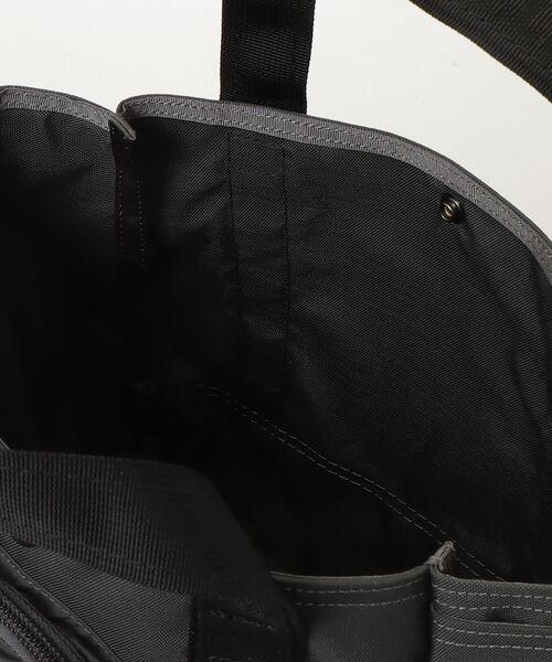 THE NORTH FACE PURPLE LABEL（ザ ノースフェイス パープルレーベル）の「【THE NORTH FACE Purple Label】CORDURA Nylon Shoulder Tote Bag（ショルダーバッグ・メンズ・ブラック/グレー・FREE）」の13枚目の写真